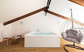 Yourhome - Lidia Rooms & Suites